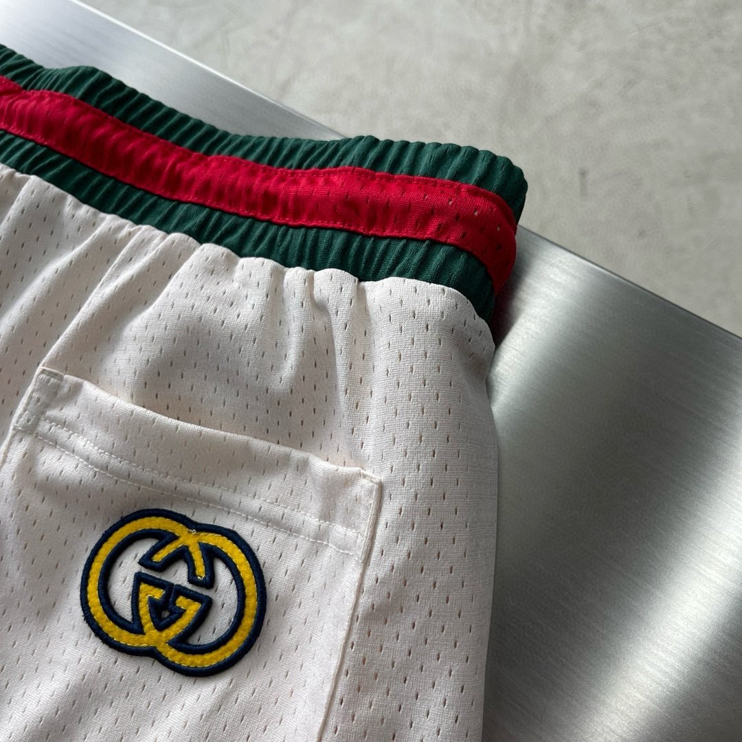GUCCI SHORTS - Image 5