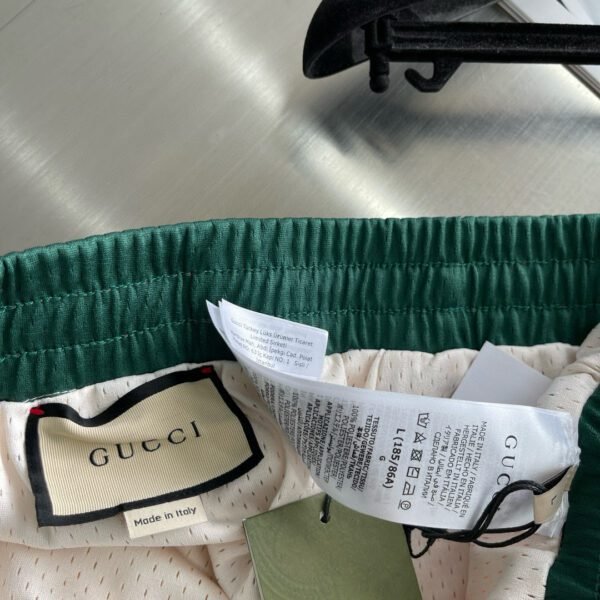 GUCCI SHORTS - Image 8