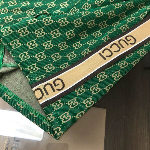 GUCCI SHORTS - Image 8