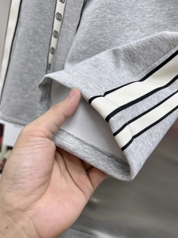 GUCCI SHORTS - Image 6