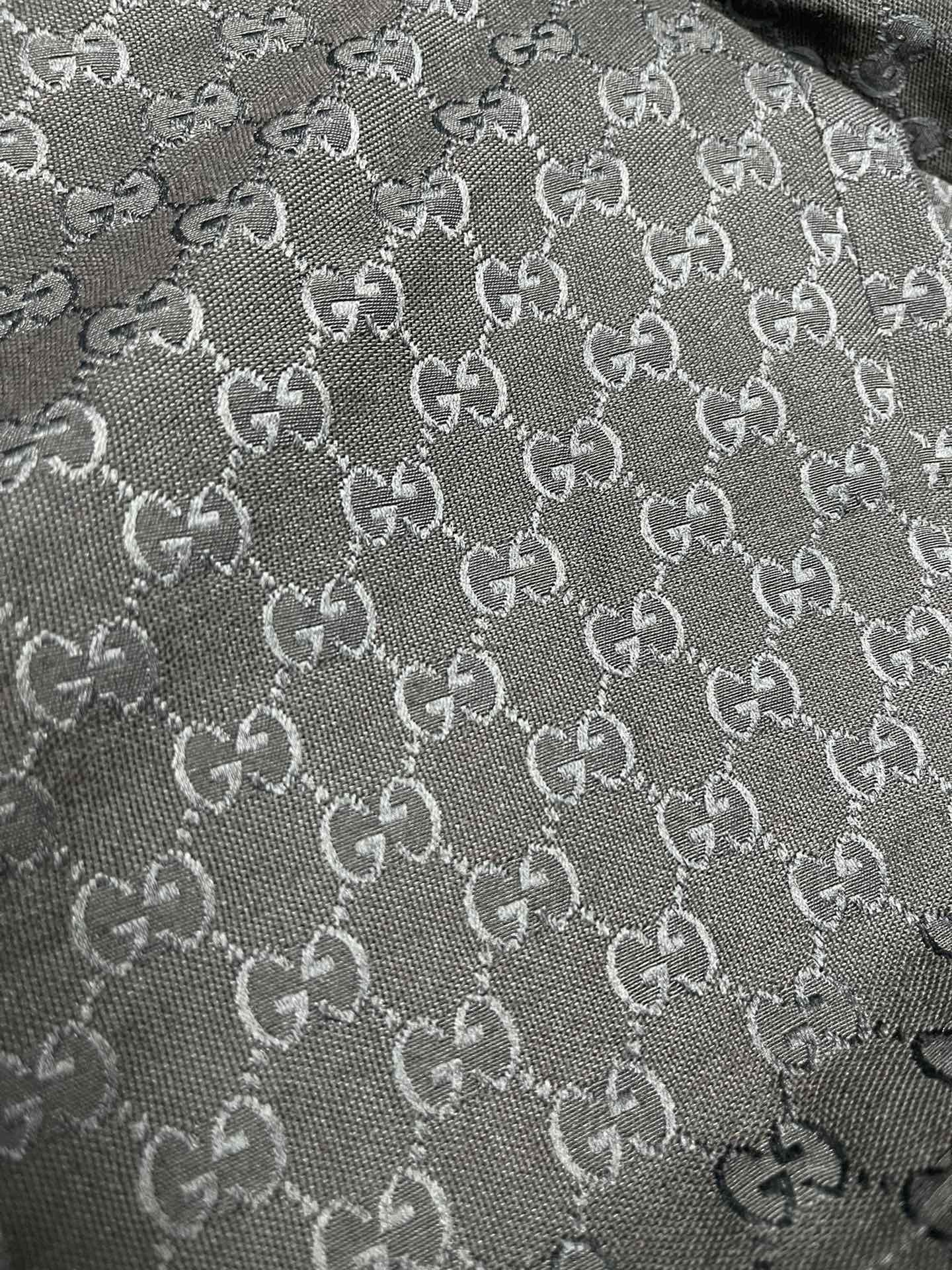 GUCCI SHORTS - Image 7