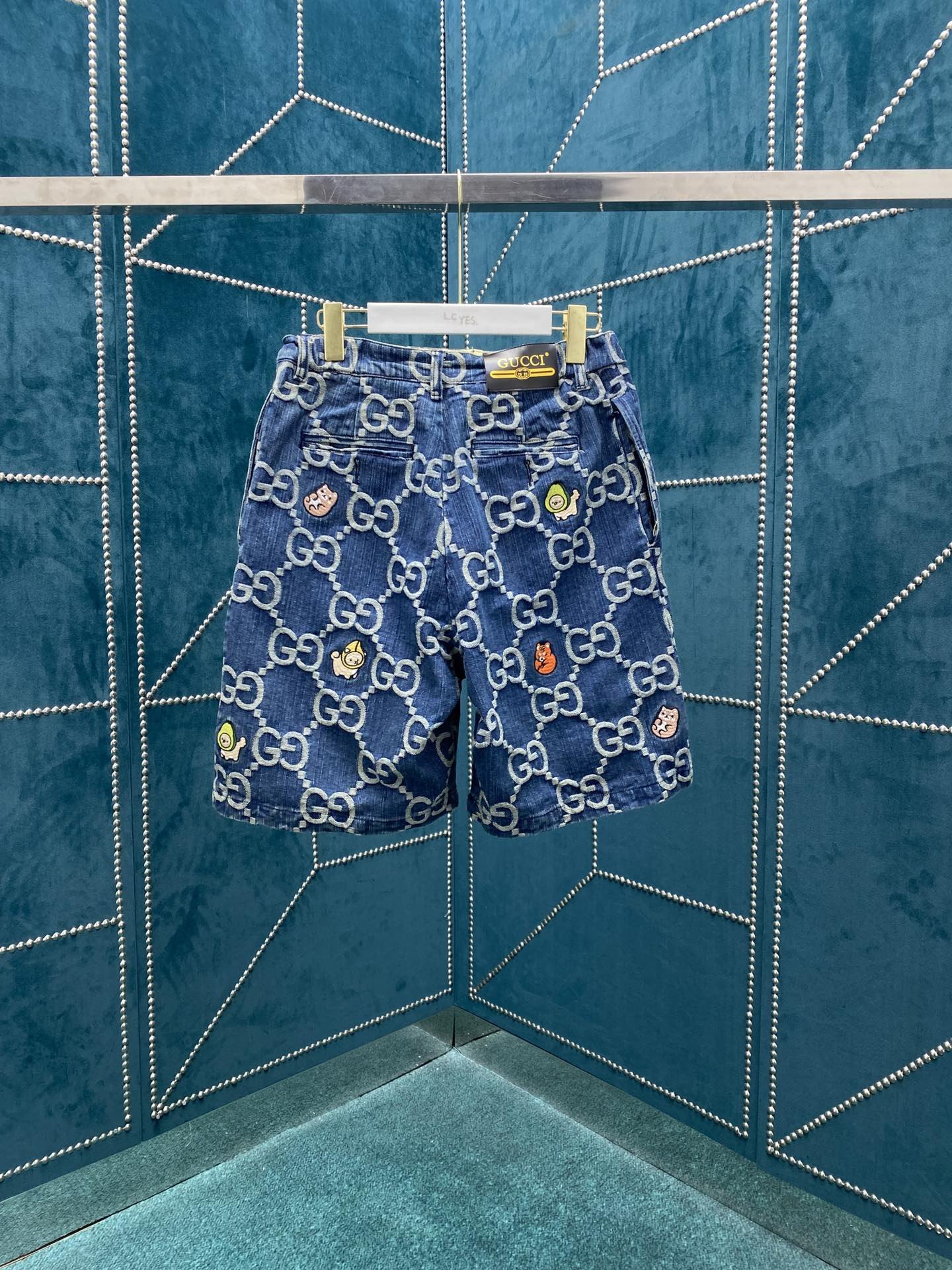 GUCCI SHORTS - Image 3