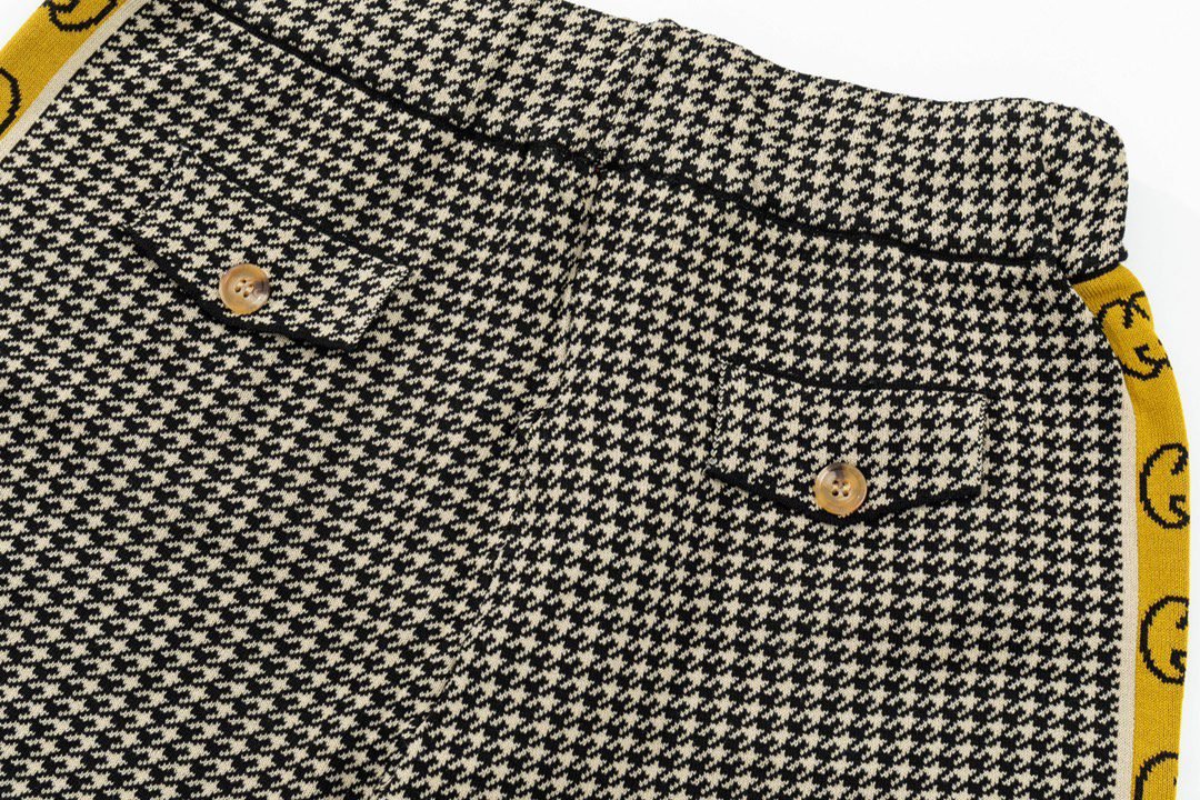 GUCCI SHORTS - Image 7
