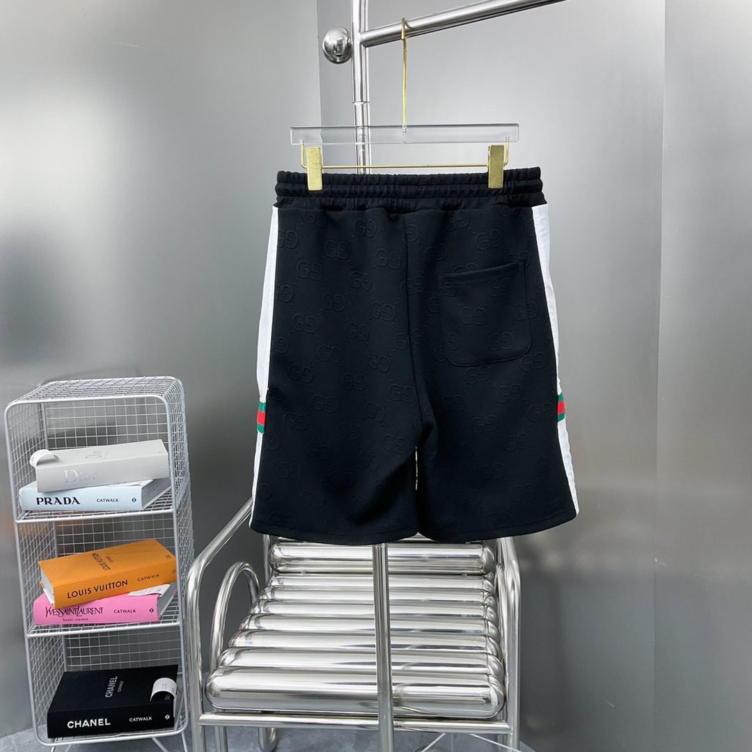 GUCCI SHORTS - Image 3