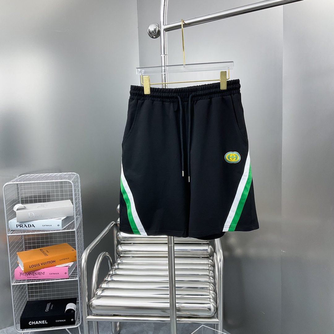 GUCCI SHORTS - Image 2