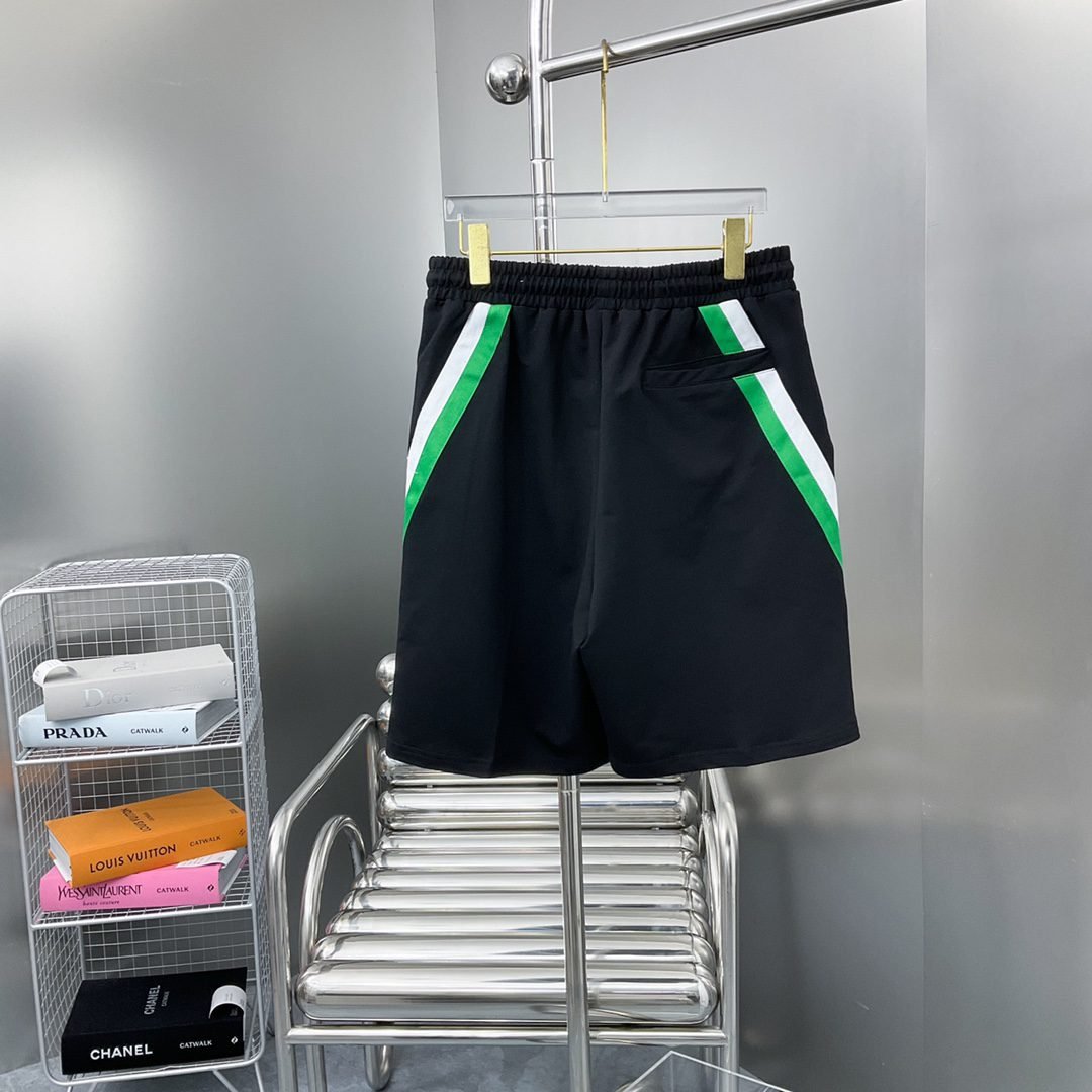 GUCCI SHORTS - Image 3