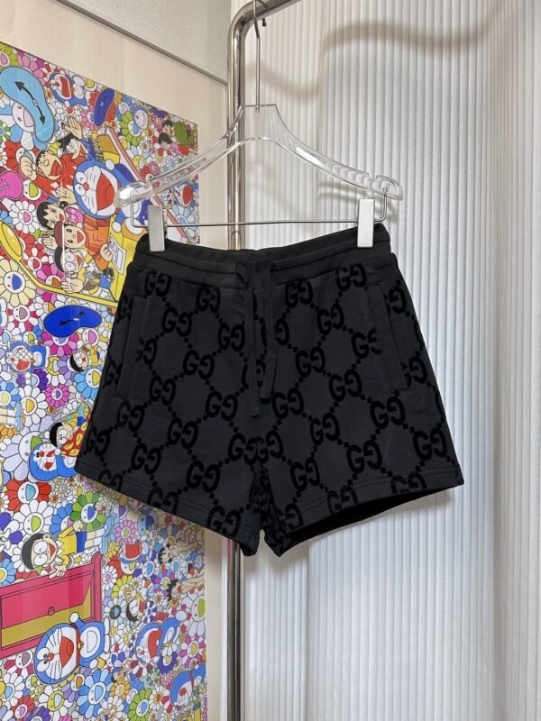 GUCCI SHORTS - Image 4