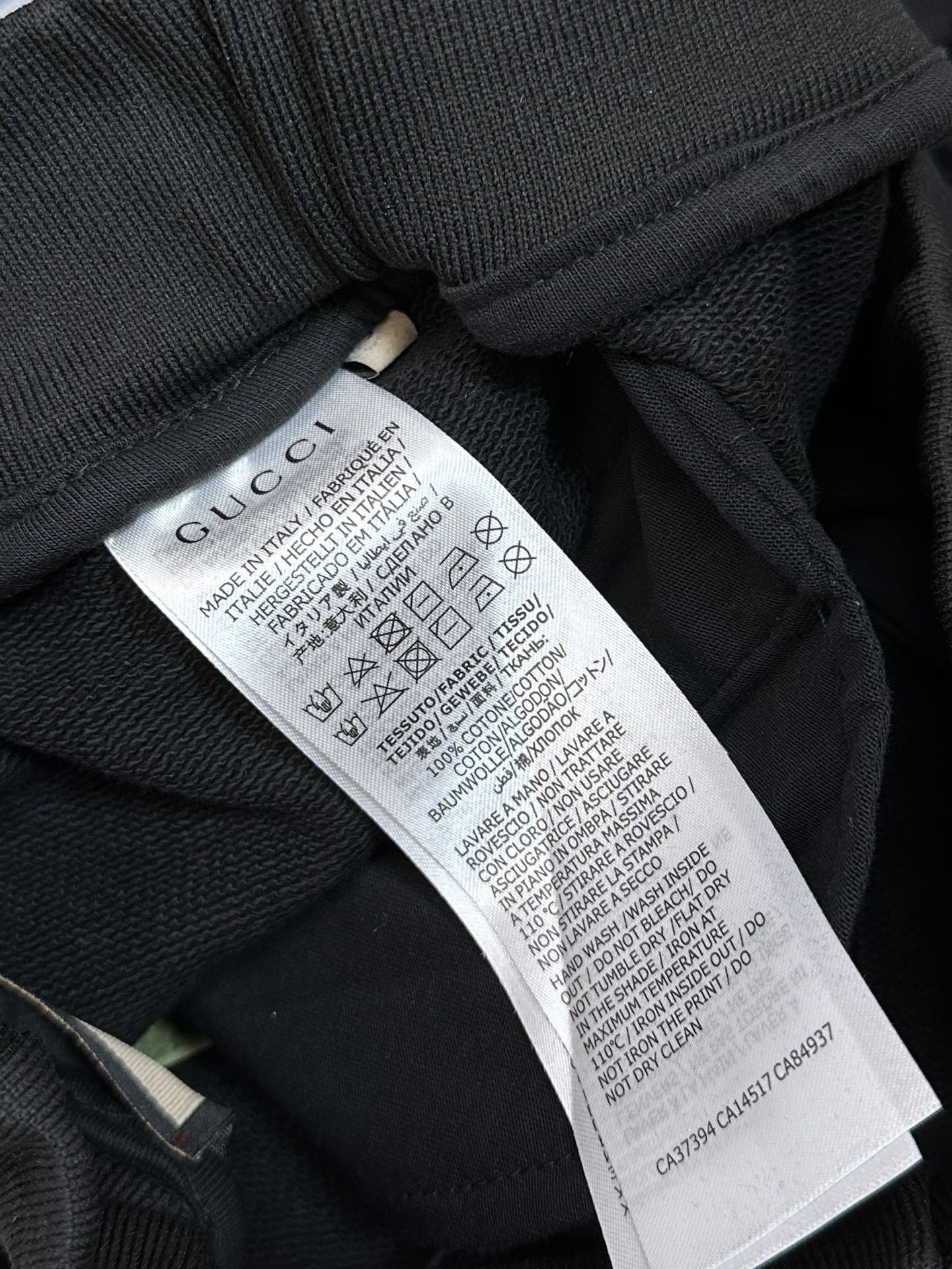 GUCCI SHORTS - Image 5