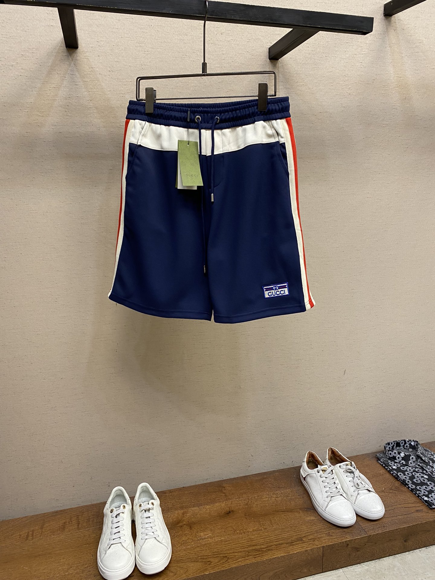 GUCCI SHORTS - Image 2