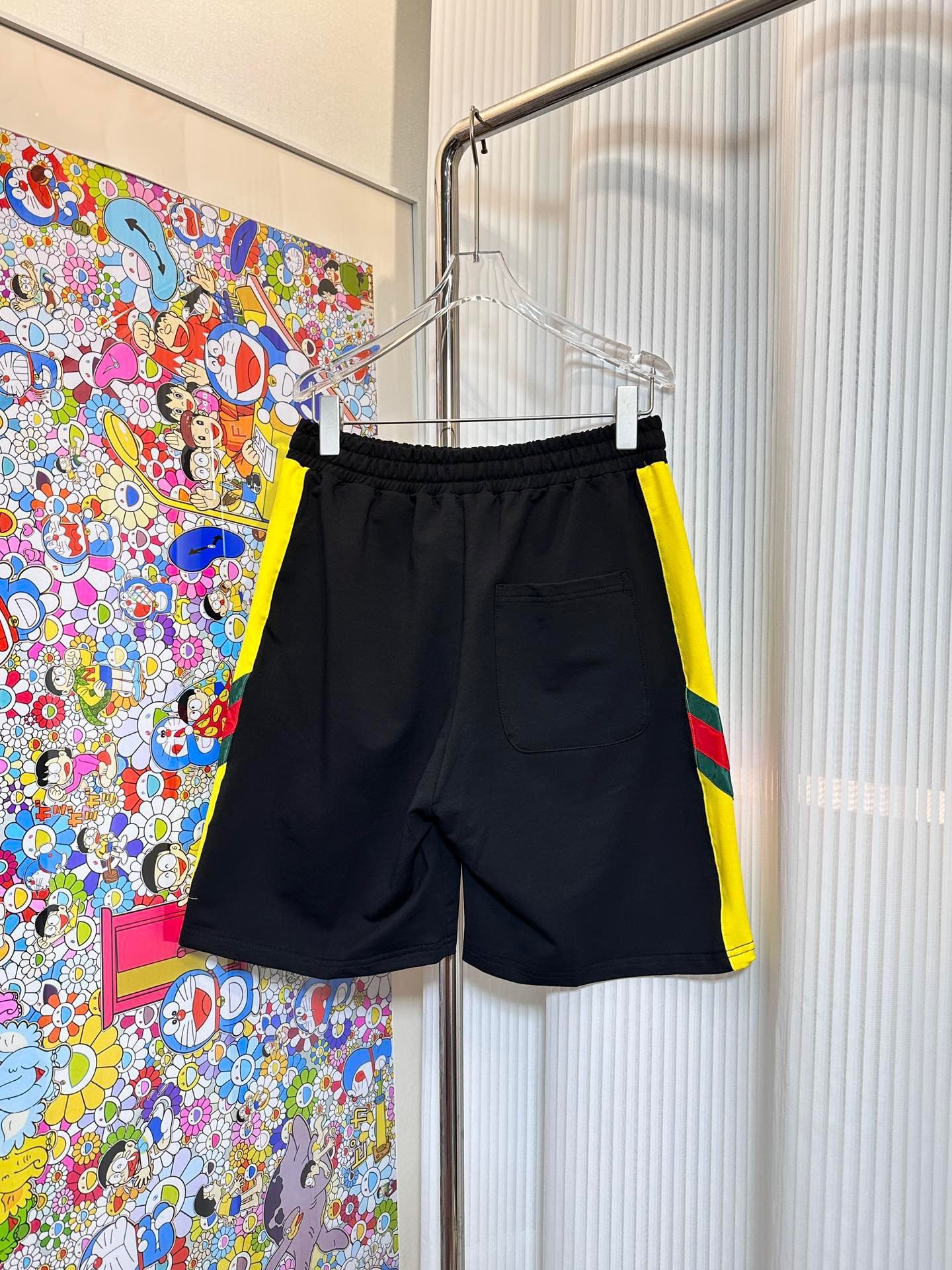 GUCCI SHORTS - Image 3