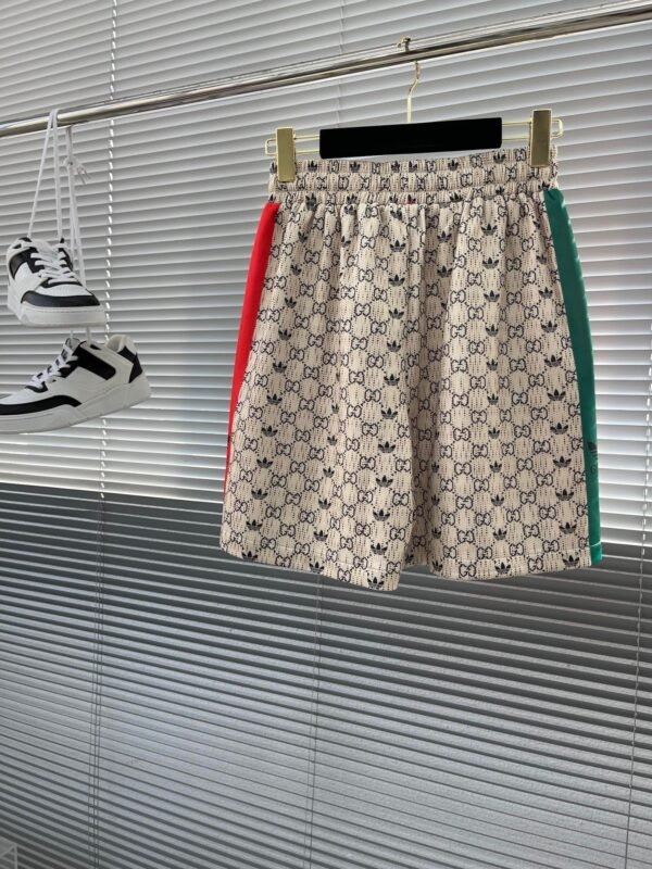 GUCCI SHORTS - Image 6