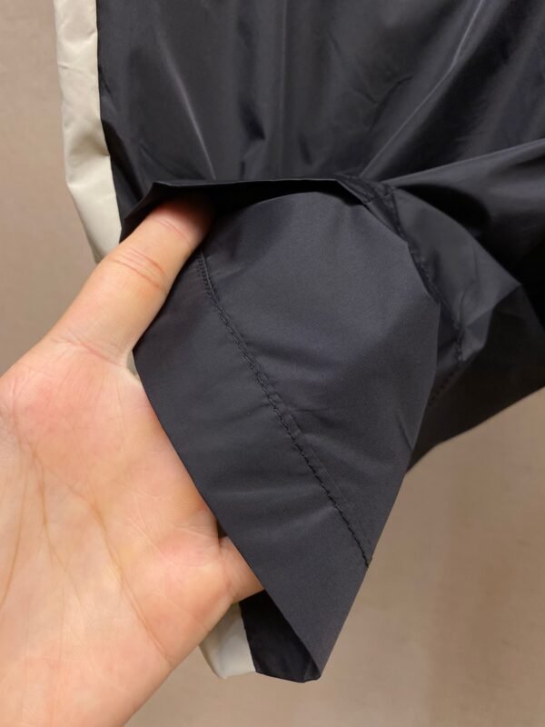 GUCCI SHORTS - Image 8