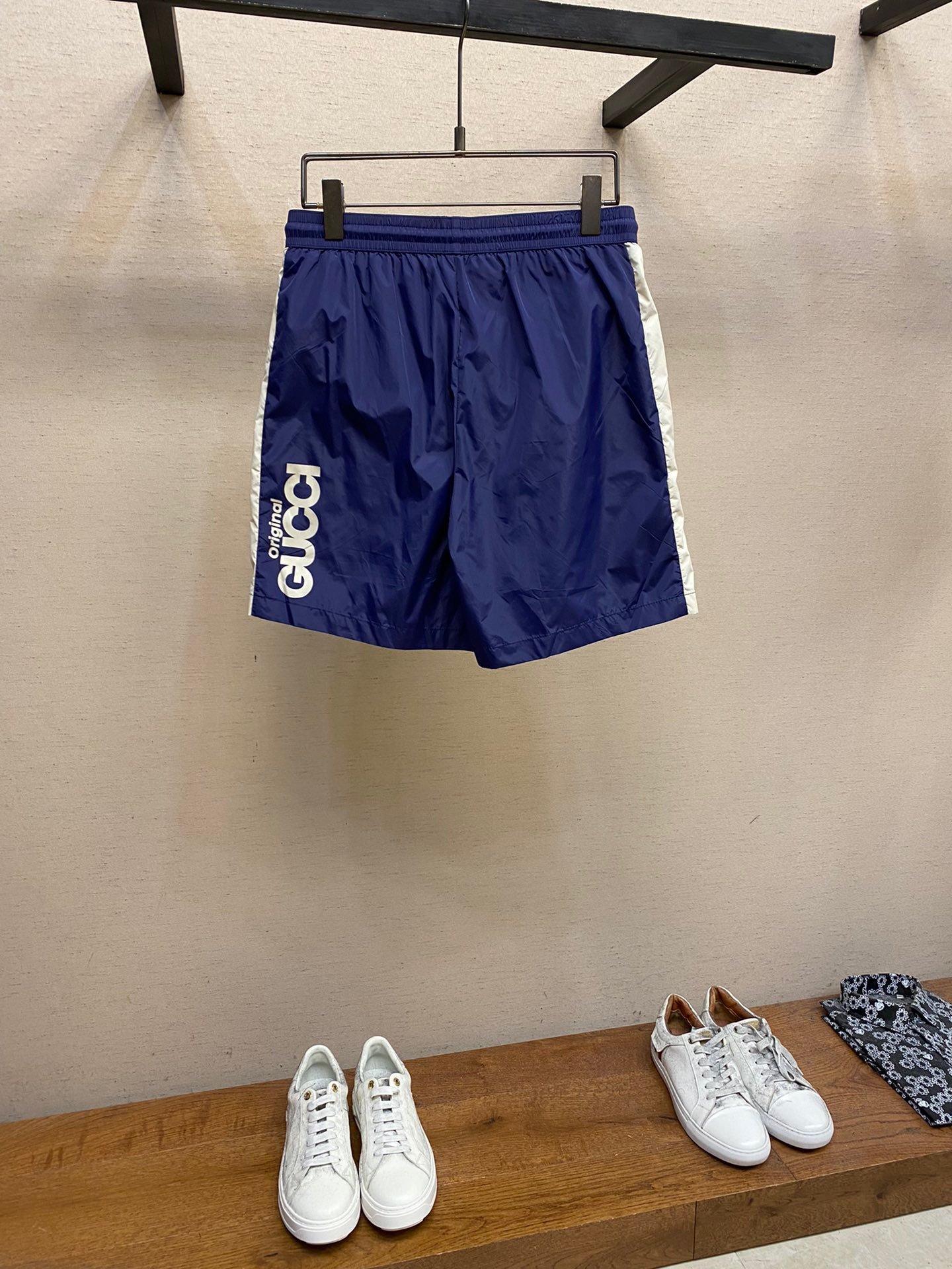GUCCI SHORTS - Image 3