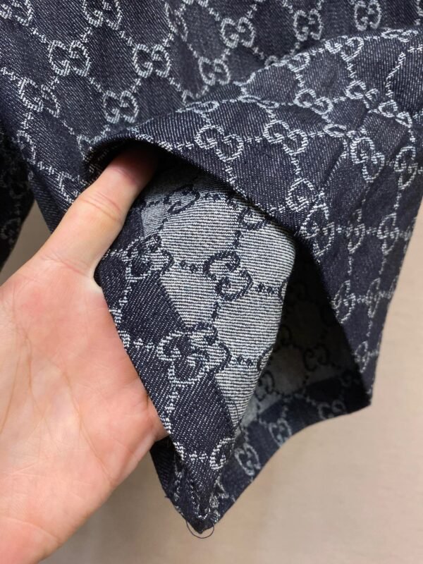 GUCCI SHORTS - Image 6