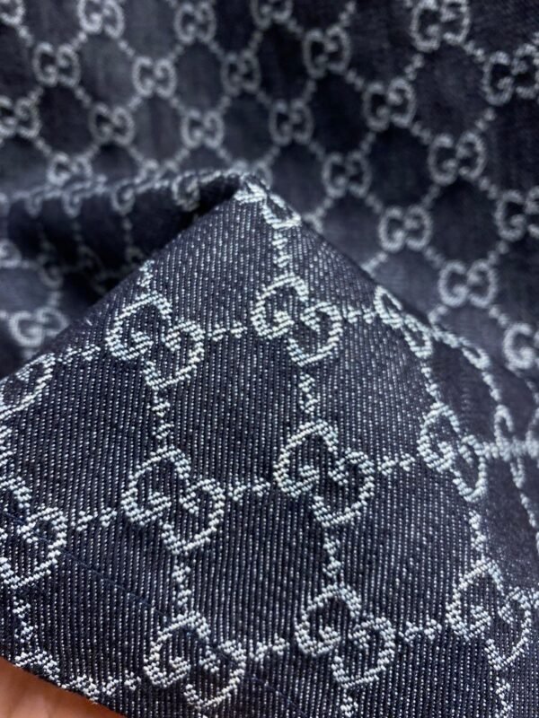 GUCCI SHORTS - Image 8