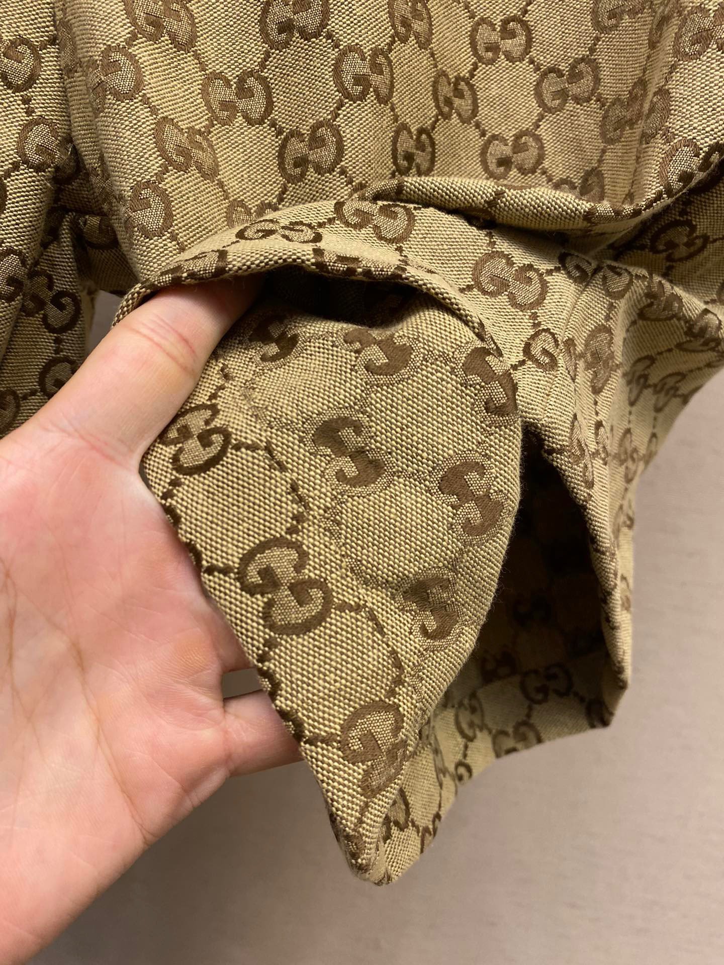 GUCCI SHORTS - Image 5