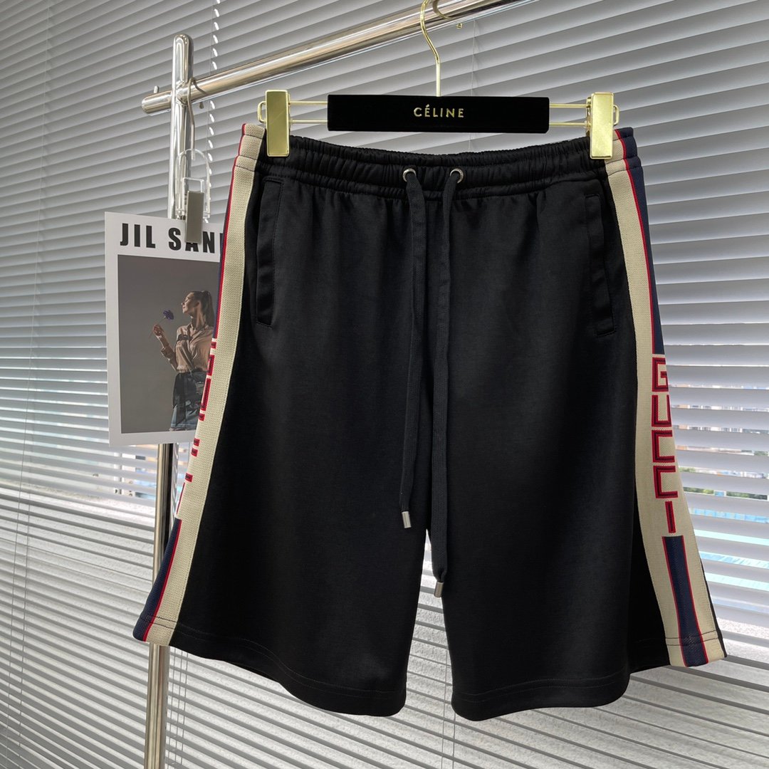 GUCCI SHORTS - Image 2