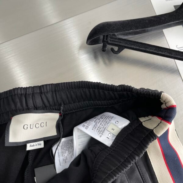 GUCCI SHORTS - Image 8