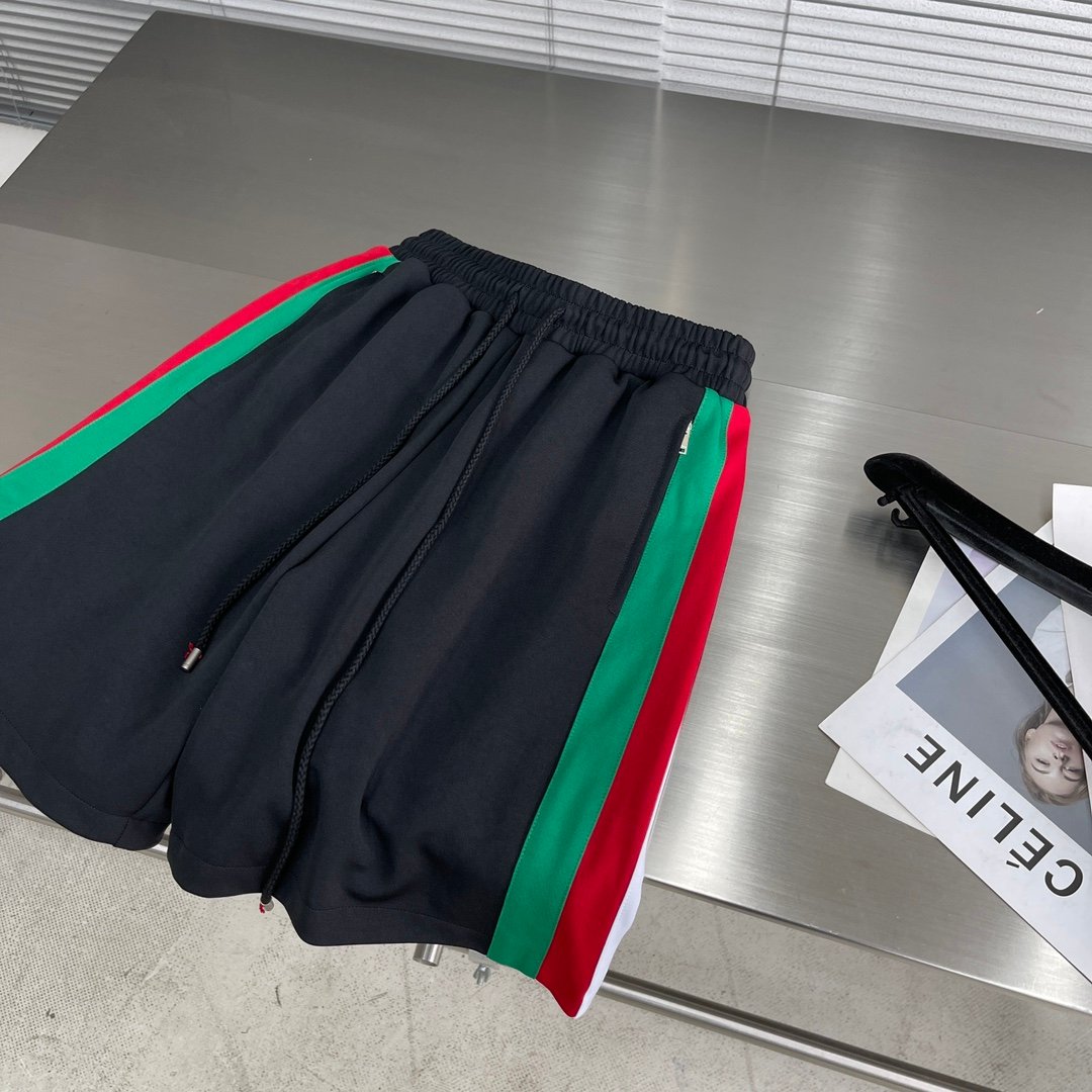 GUCCI SHORTS - Image 3