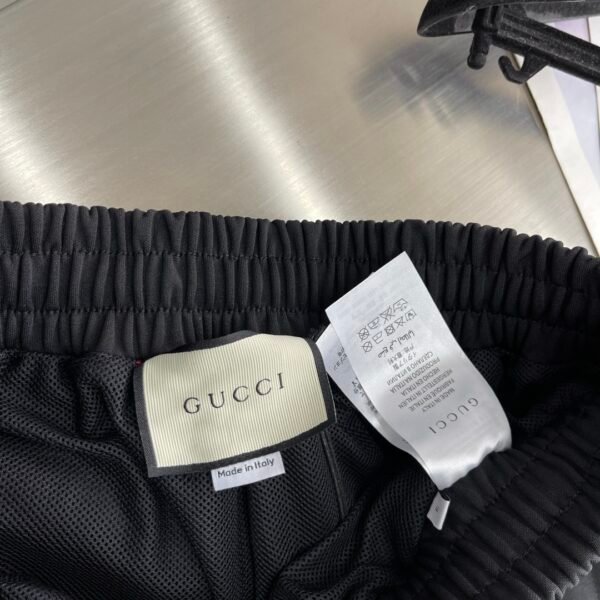 GUCCI SHORTS - Image 8