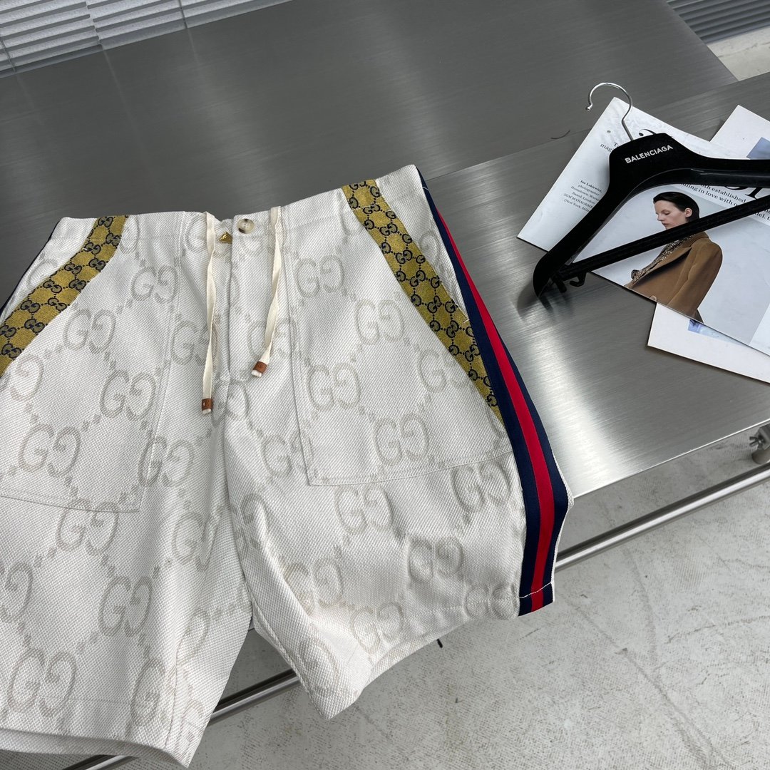 GUCCI SHORTS - Image 3