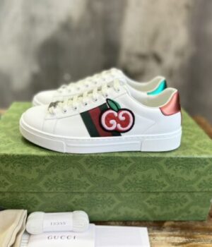 GUCCI SNEAKER