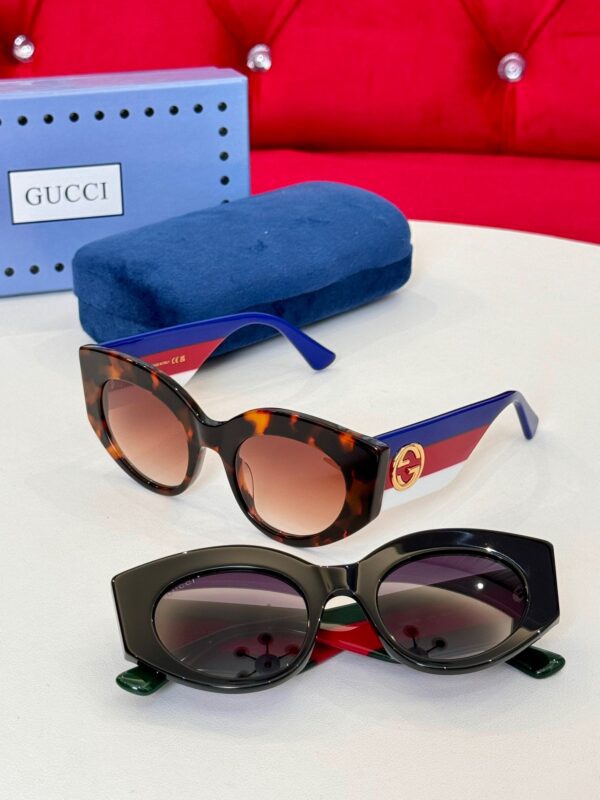 GUCCI SUNGLASSES - Image 8