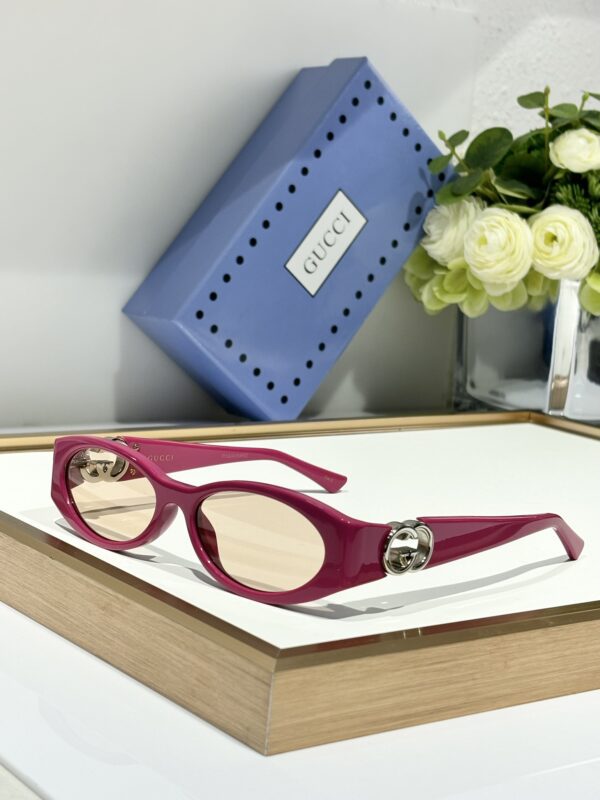 GUCCI SUNGLASSES - Image 8