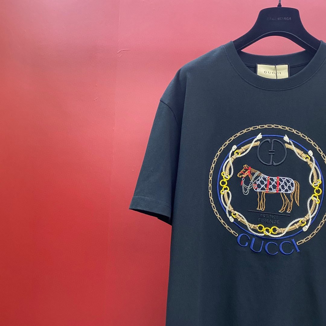GUCCI TSHIRT - Image 3