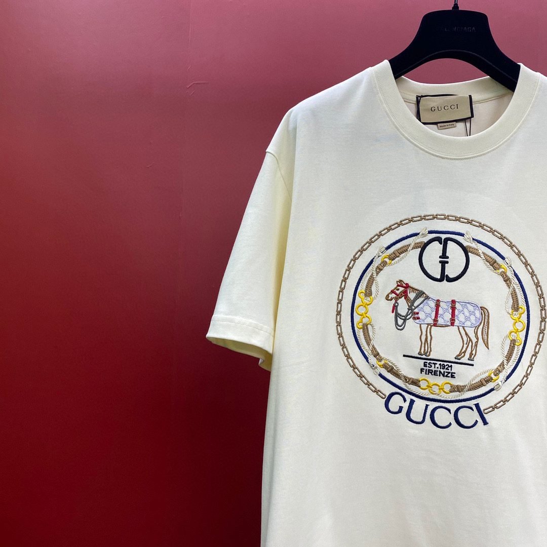 GUCCI TSHIRT - Image 3