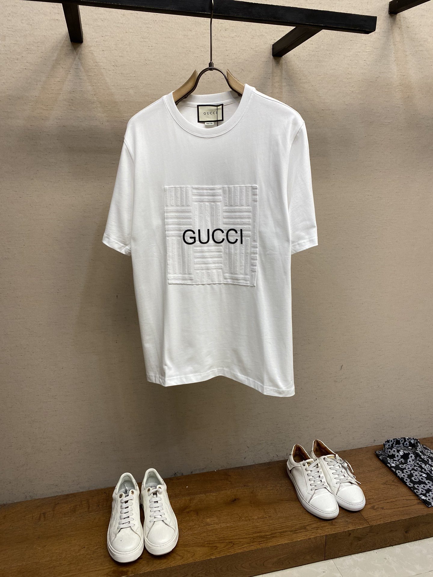 GUCCI TSHIRT - Image 2