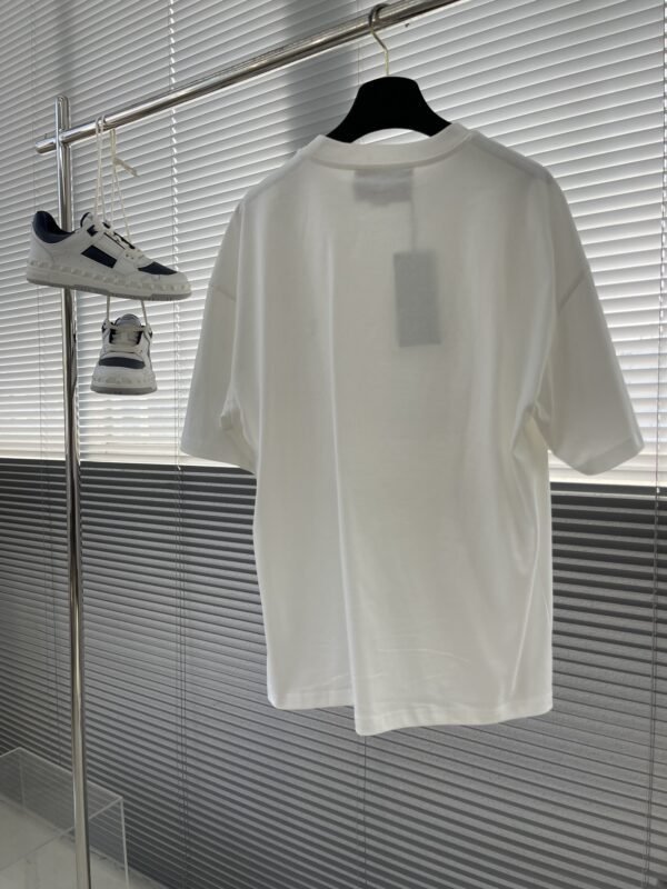 GUCCI TSHIRT - Image 6