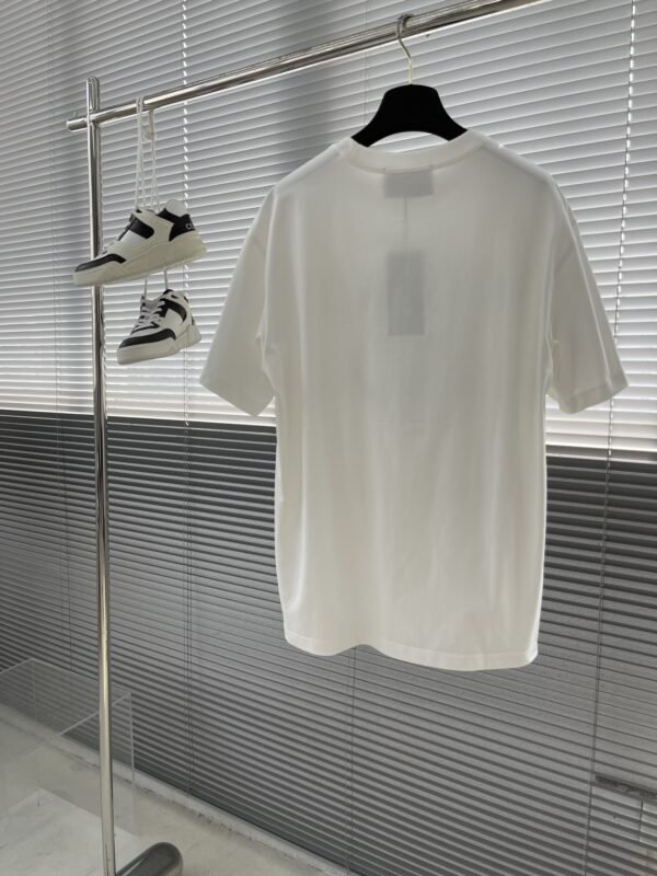 GUCCI TSHIRT - Image 6