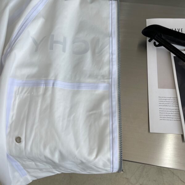 GVC JACKET - Image 6