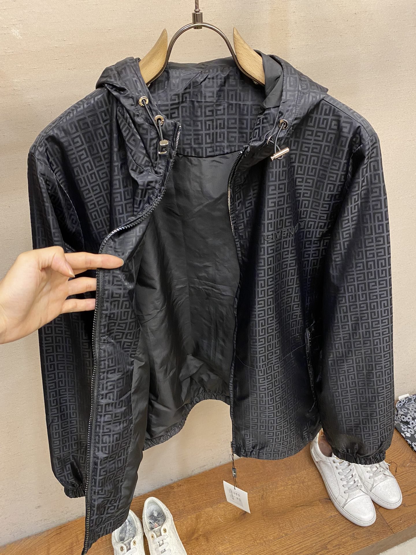 GVC JACKET - Image 7
