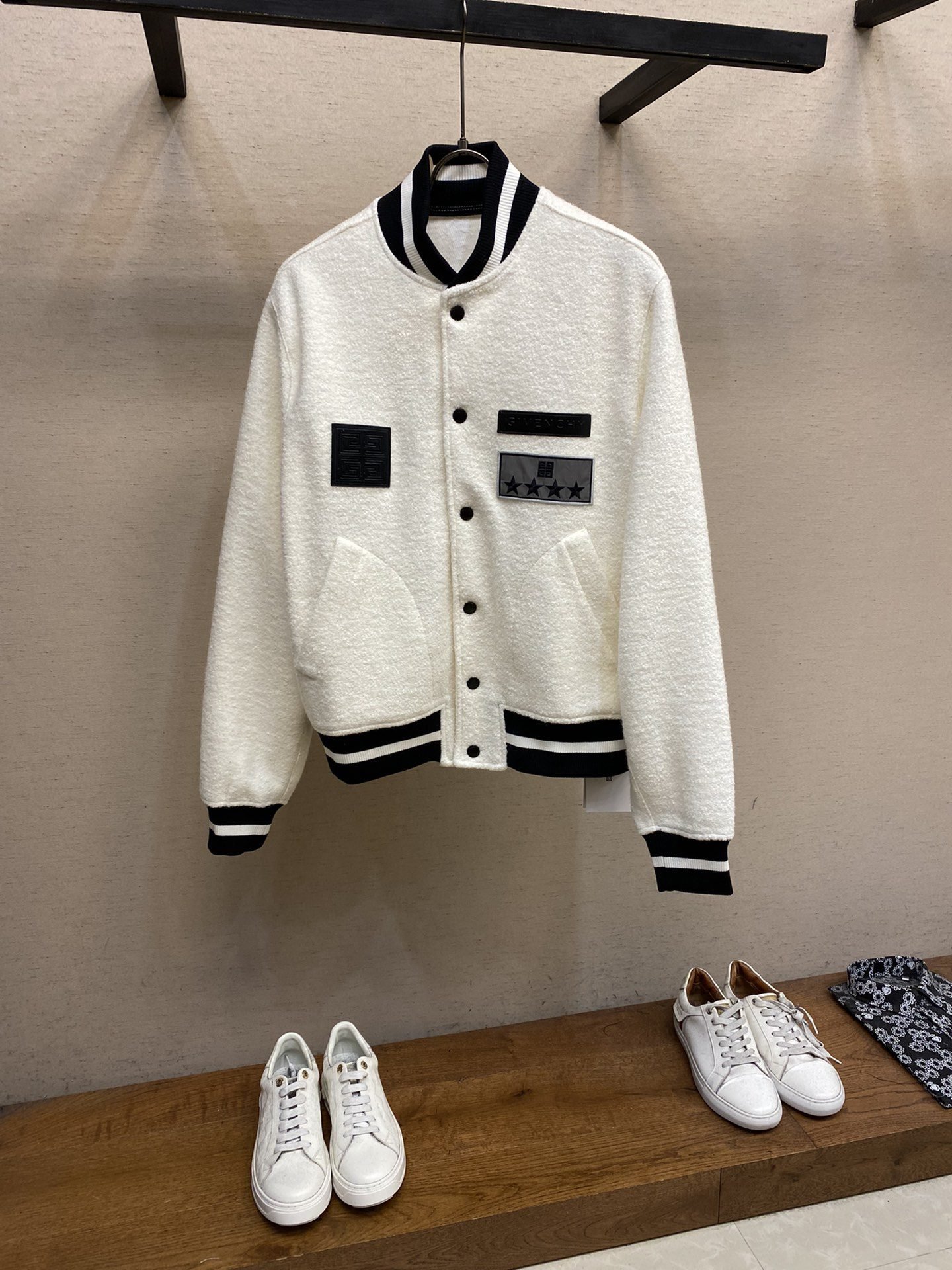 GVC JACKET - Image 2
