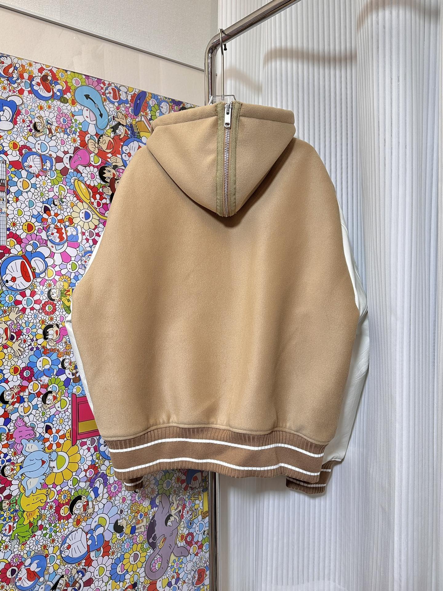 GVC JACKET - Image 3