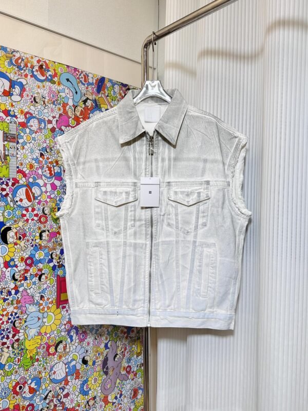 GVC JACKET - Image 4
