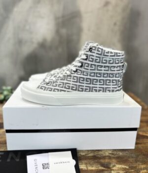 GVC SNEAKER