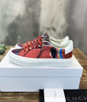 GVC SNEAKER