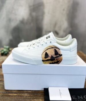 GVC SNEAKER