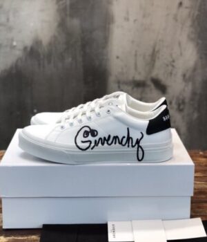 GVC SNEAKER
