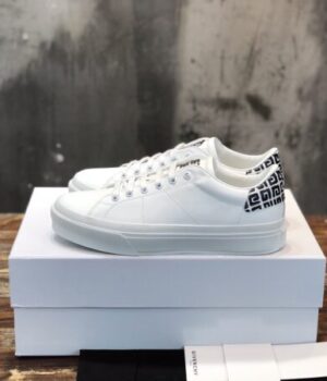 GVC SNEAKER