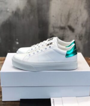 GVC SNEAKER