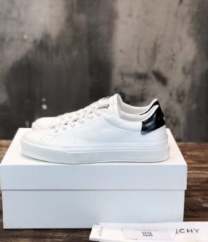 GVC SNEAKER