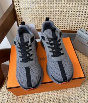 HERMES SNEAKER
