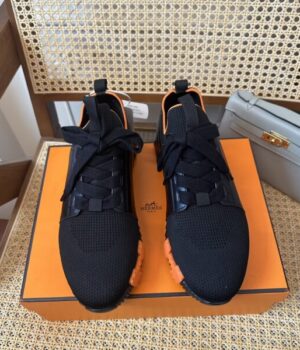 HERMES SNEAKER