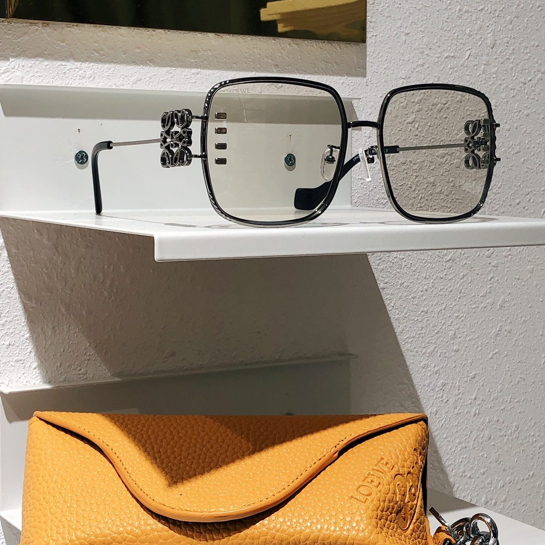 LOEWE SUNGLASSES - Image 2