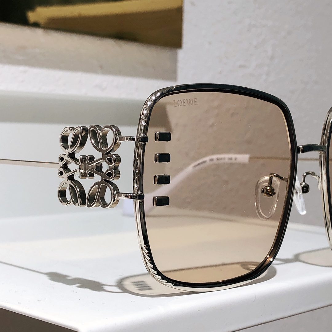LOEWE SUNGLASSES - Image 5