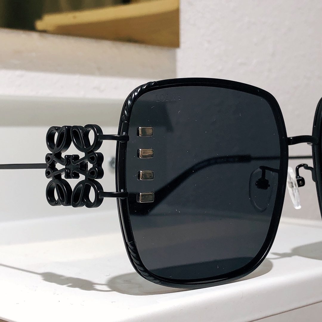 LOEWE SUNGLASSES - Image 7